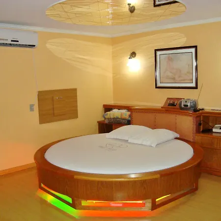 Motel Monza (Adults Only) Farroupilha Exterior photo